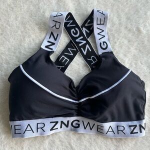 Black and White Cross-Back Sports Bra with Wide Elastic Band
